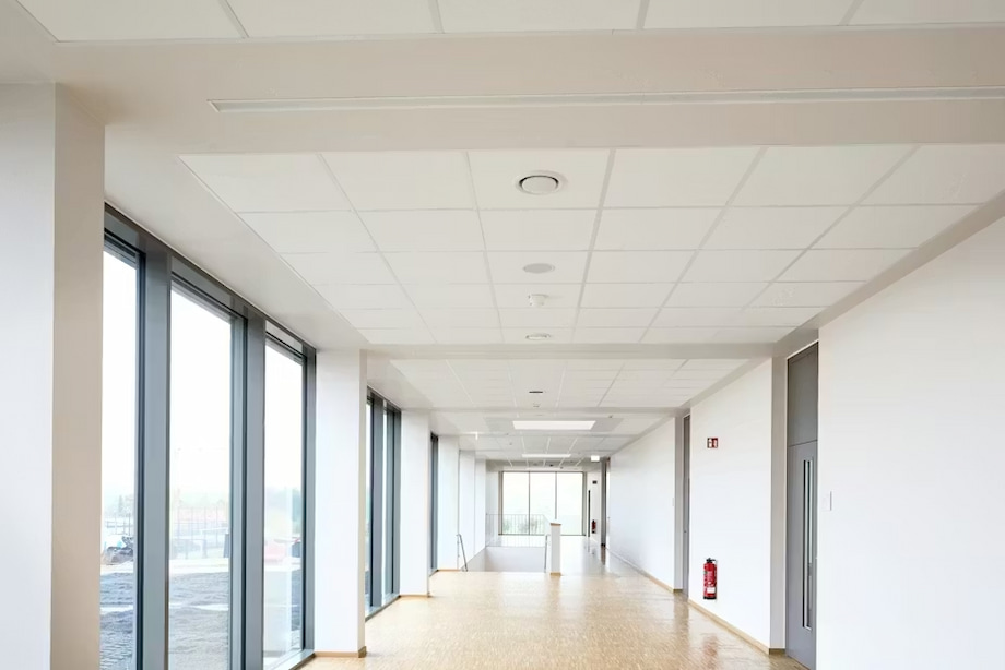 tam-soi-khoang-rockfon-tropic-2